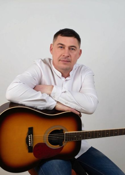 Стас Апрельский