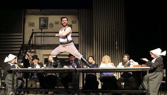 Спектакль «Пышка»