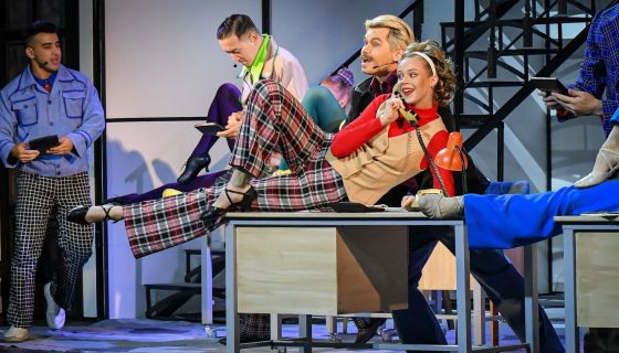 Мюзикл «Служебный роман»