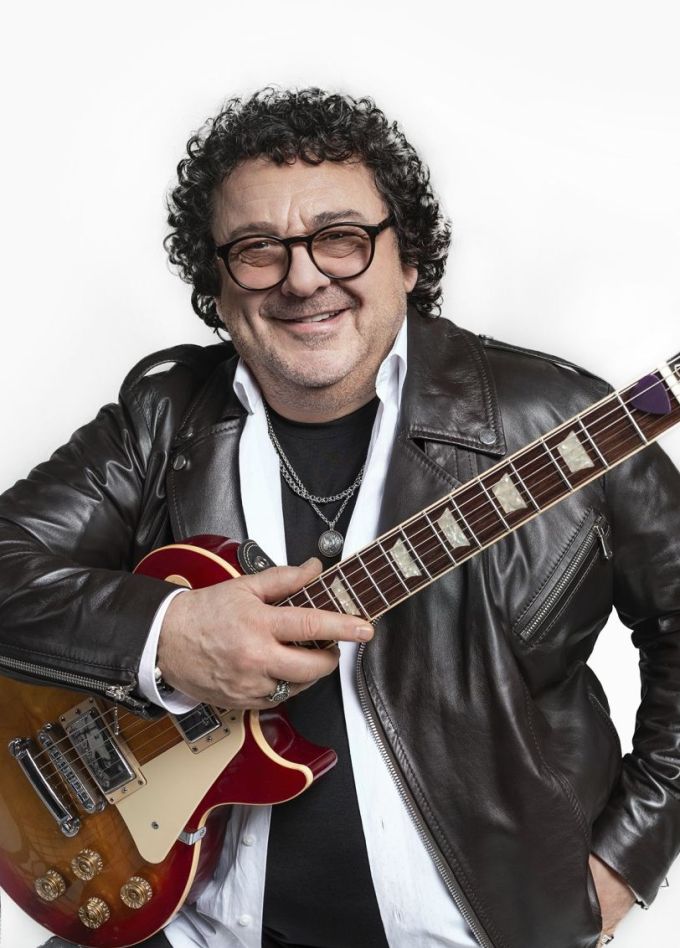 Игорь Саруханов