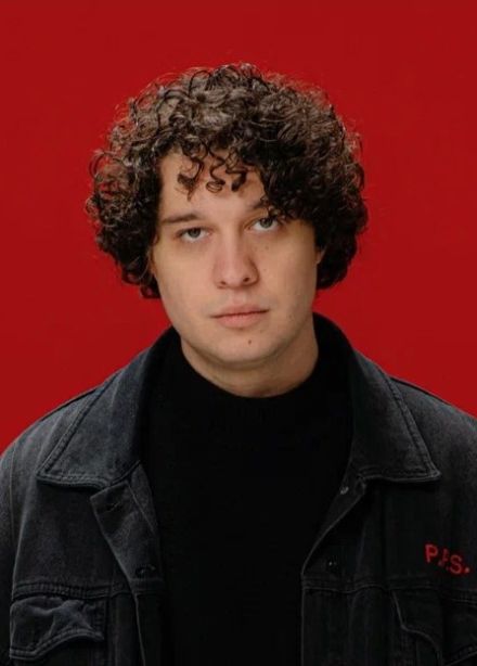 Антон Токарев