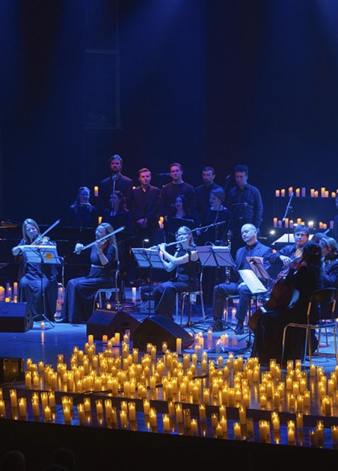 Neo Classic Orchestra. Мировые хиты неоклассики. 3000 свечей и хор