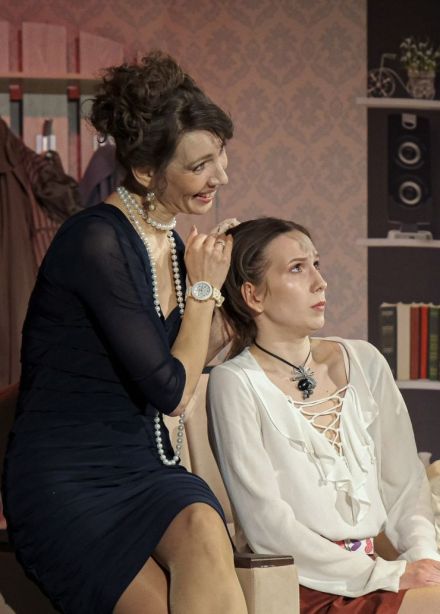 Спектакль «Люблю вашего мужа»