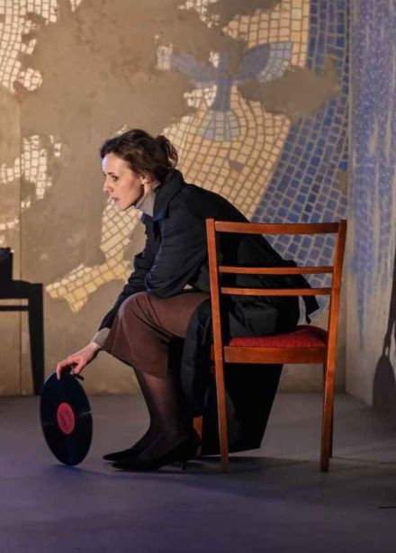 Спектакль «Долгая счастливая жизнь»