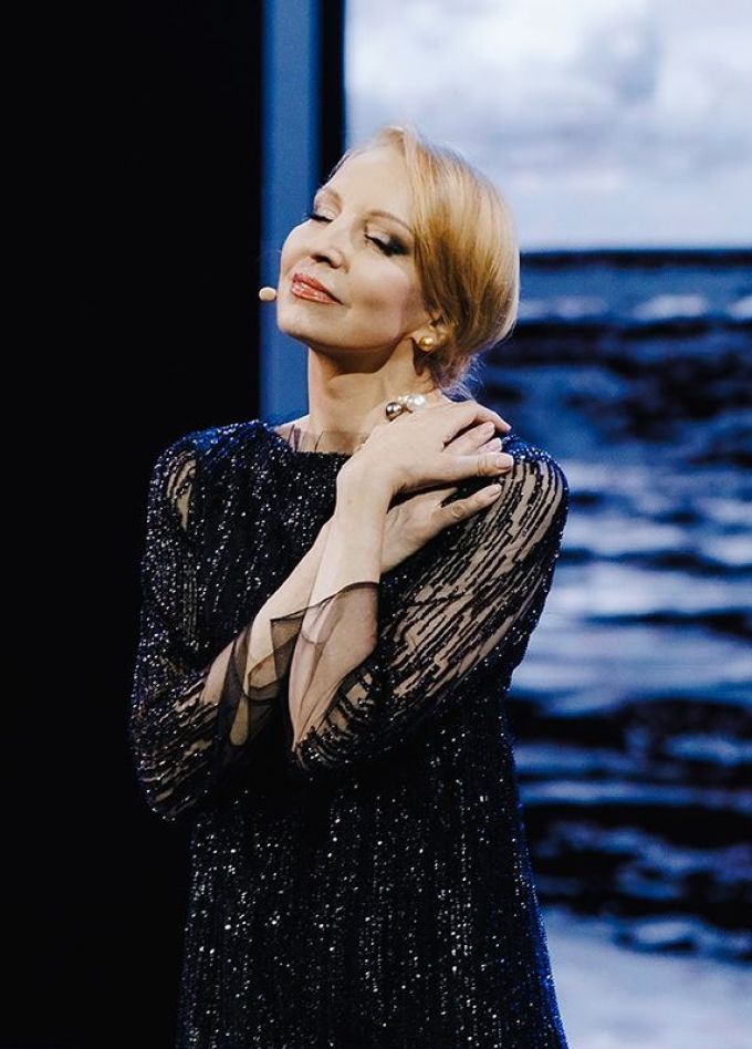 Спектакль «Династии»