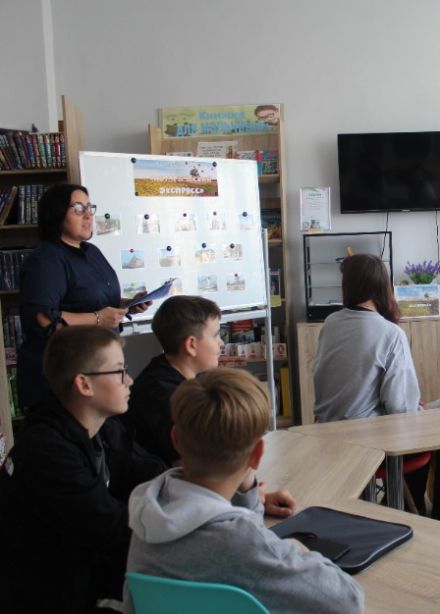 Сказочный декупаж: хохлома и жостовская роспись в мире литературы. Мастер-класс