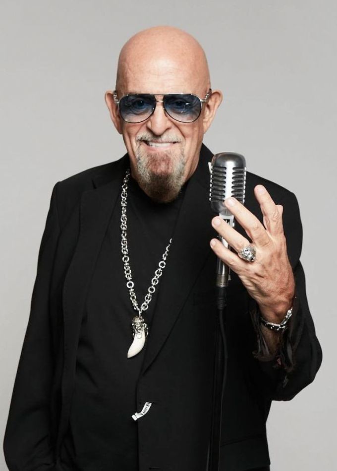 Михаил Шуфутинский