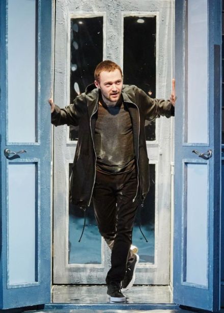 Спектакль «Отель двух миров»
